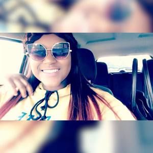 Meet your Posher, Alisha